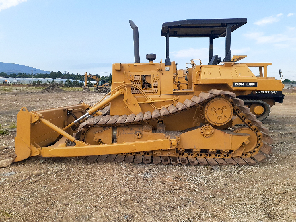 キャタピラー三菱 ブルドーザー