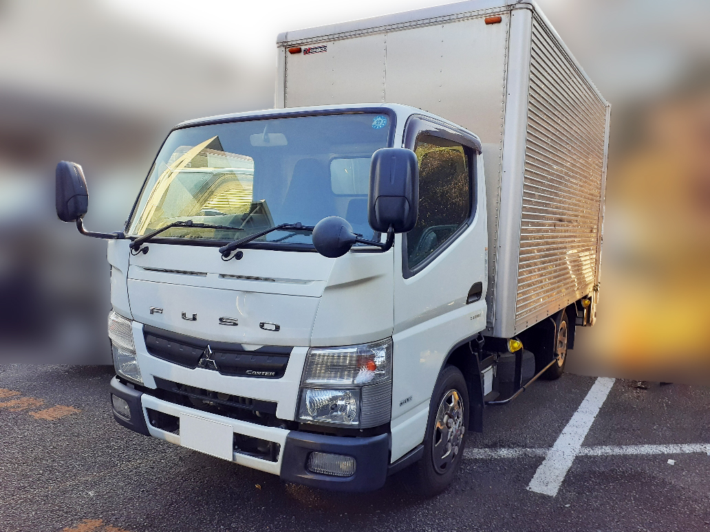 2tトラックについて徹底解説 車種 車両寸法 荷台寸法 価格 Truck Biz