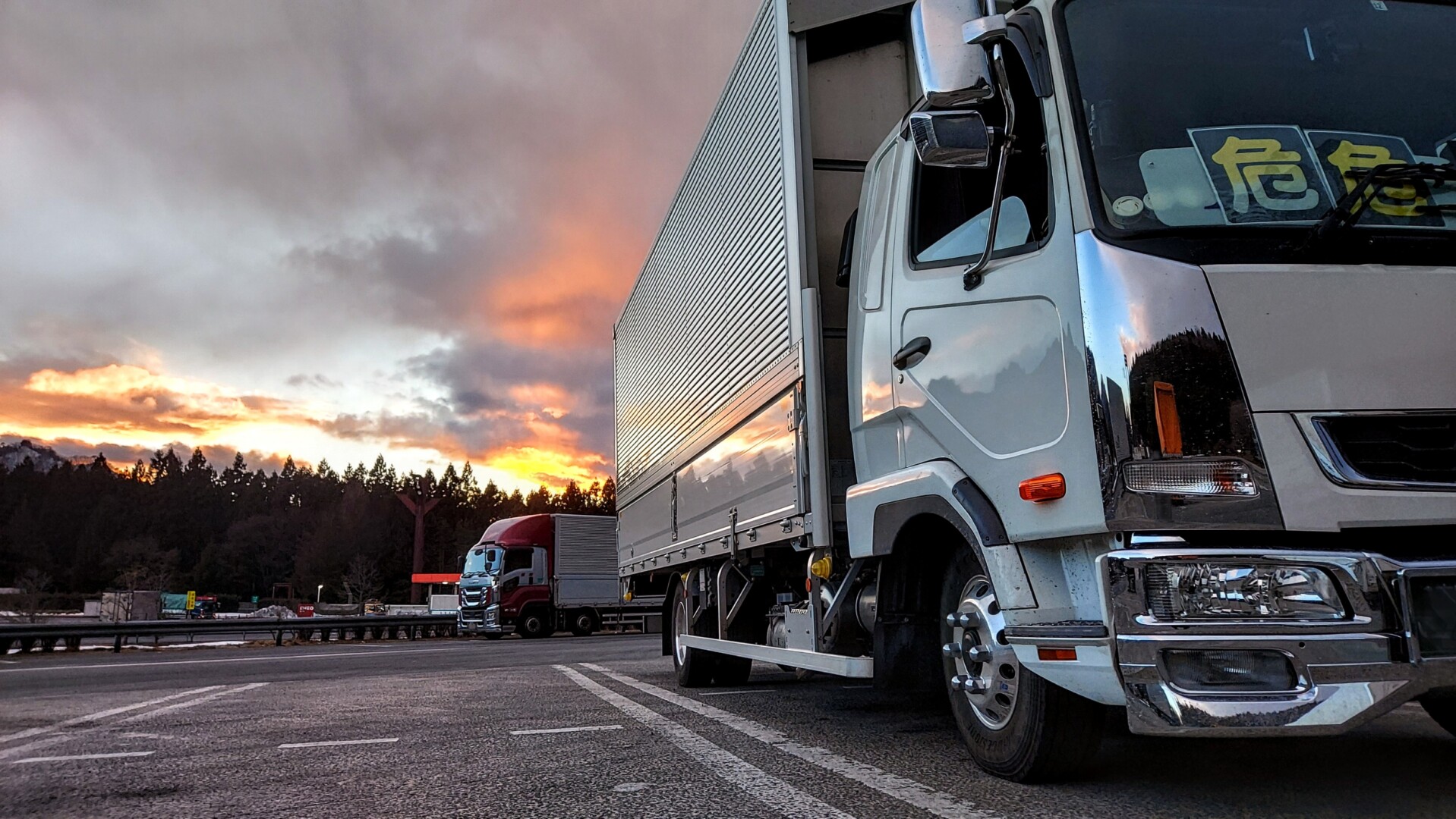 7トン車（7トントラック）とは？サイズや寸法、長さ、積載量などをわかりやすく解説