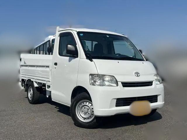 トヨタ ライトエースの特徴とは？トヨタのダンプカーもご紹介 - TRUCK BIZ