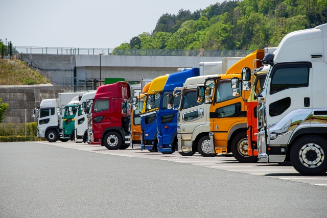 国産トラックメーカー7社を徹底比較！　特徴・代表車種・国内シェアを徹底解説