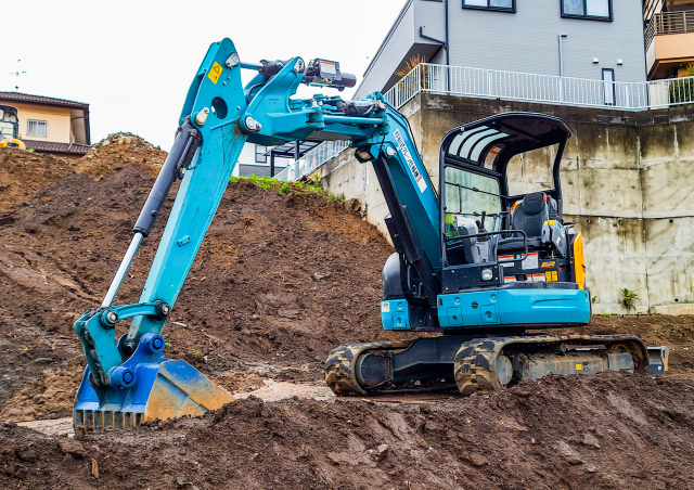 バックホーの耐用年数は何年？法定年数・寿命・点検・メンテナンスまで徹底解説