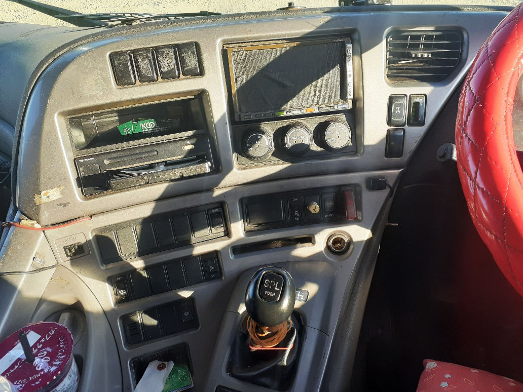 日産自動車 クオン ADG-GW4XKGの買取写真5