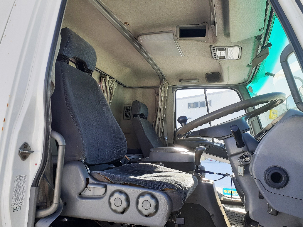 いすゞ ファイター FL-FM618Lの買取写真5