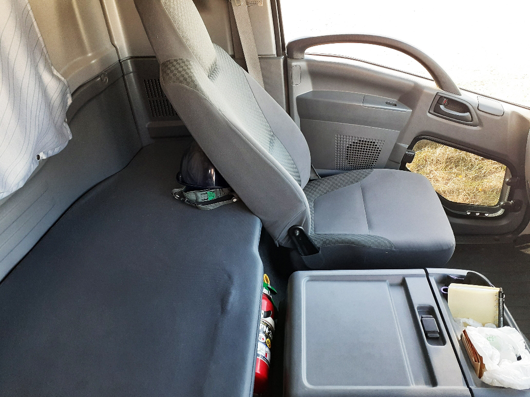 いすゞ フォワード TKG-FRR90S2の買取写真5