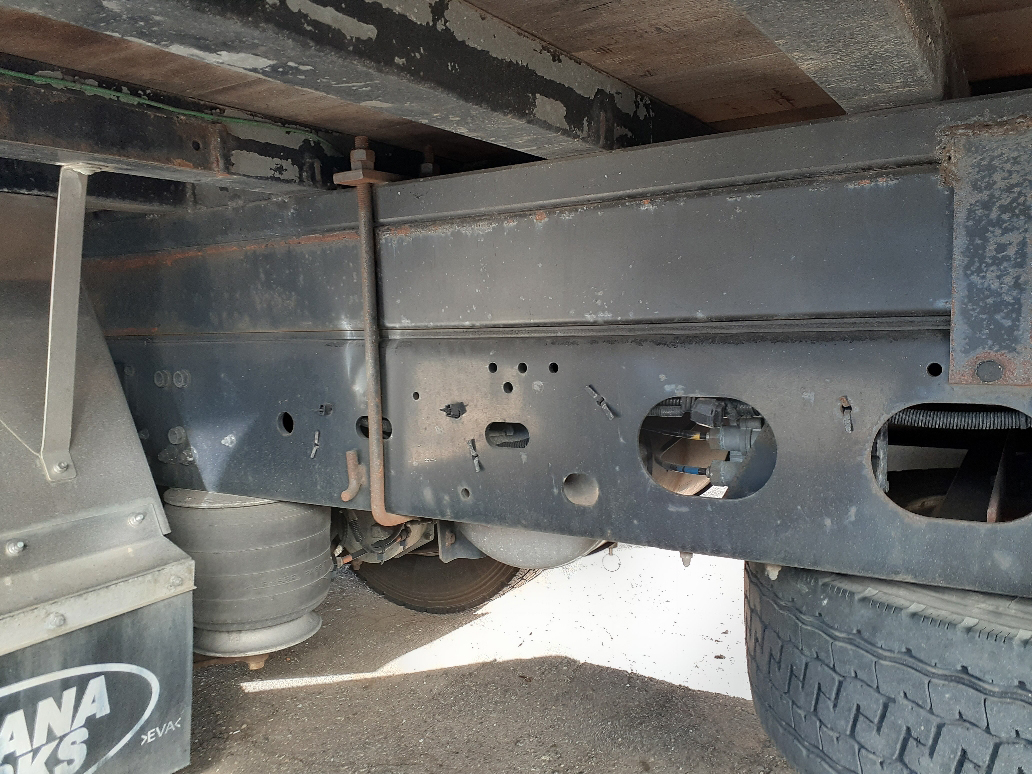 いすゞ フォワード QKG-FTR34T2の買取写真4