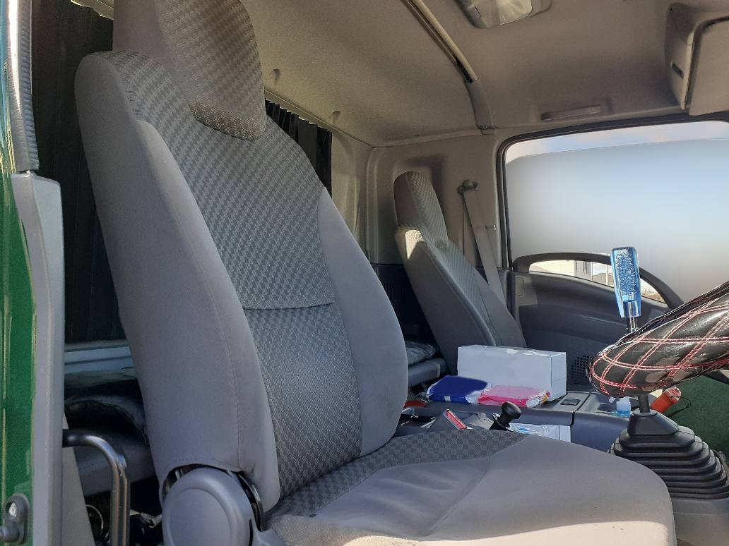 いすゞ フォワード QKG-FTR34T2の買取写真5