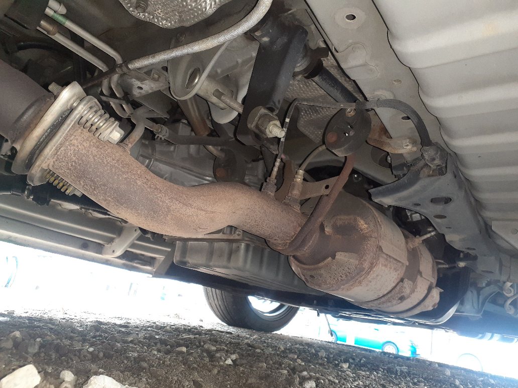 トヨタ ハイエース KDH201Vの買取写真4