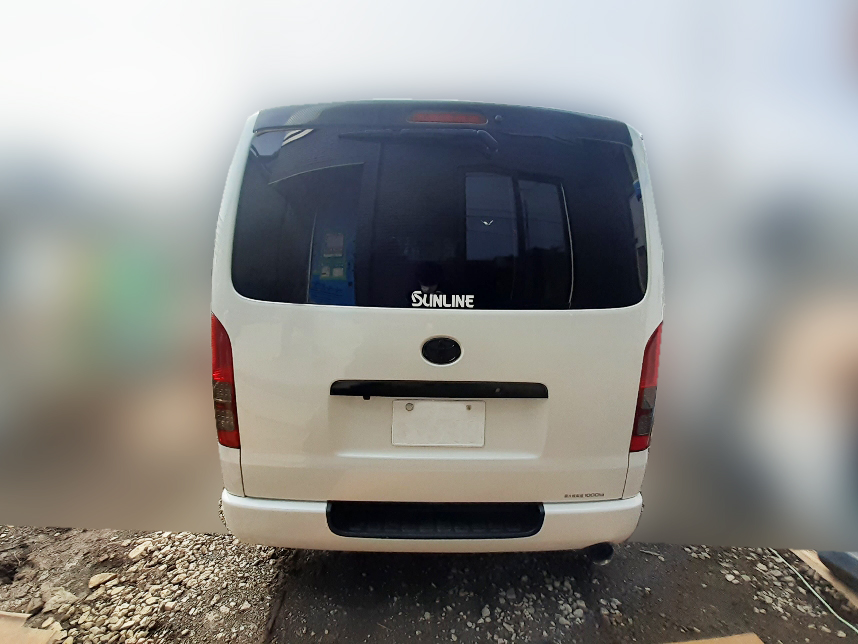 トヨタ ハイエース KDH201Vの買取写真3