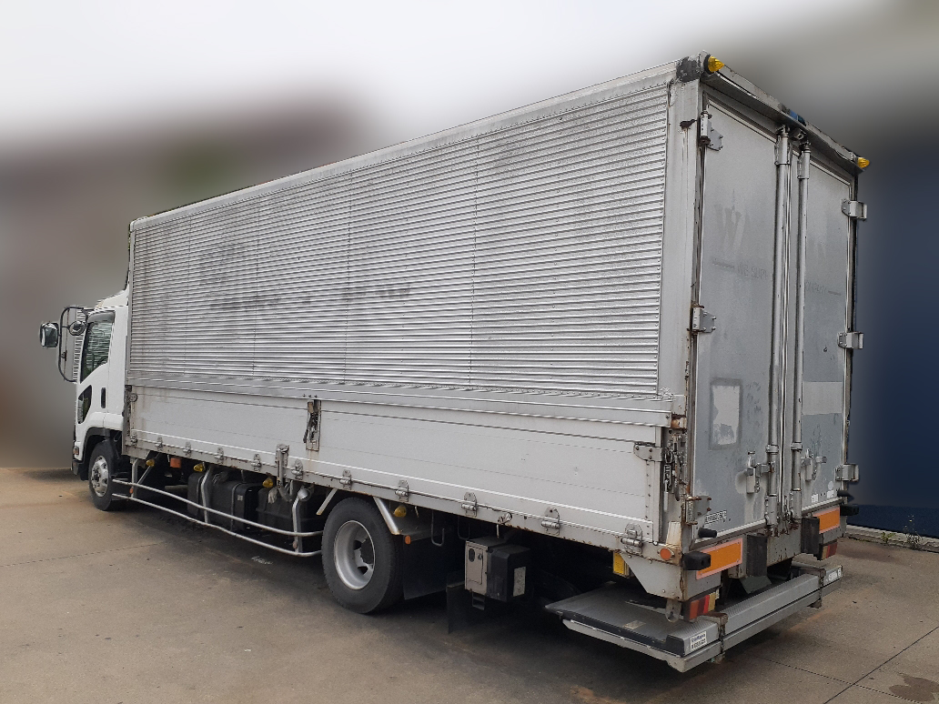 いすゞ フォワード PDG-FRR34T2の買取写真3