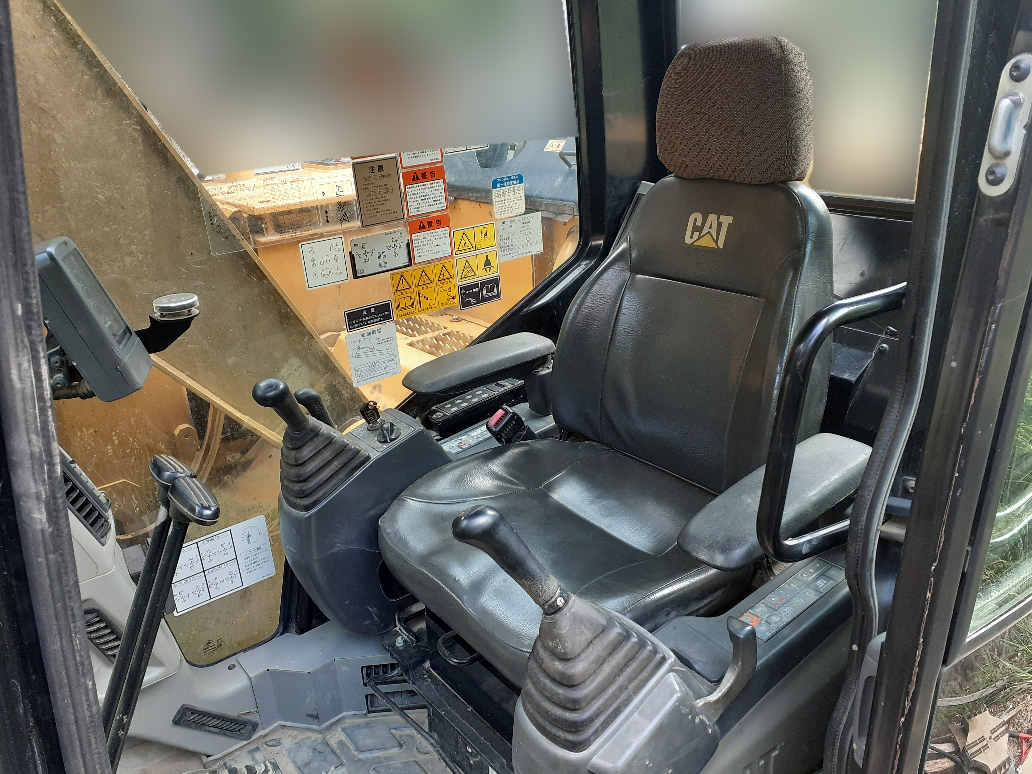 CAT 油圧ショベル(ユンボ・バックホー) 313DCRの買取写真5