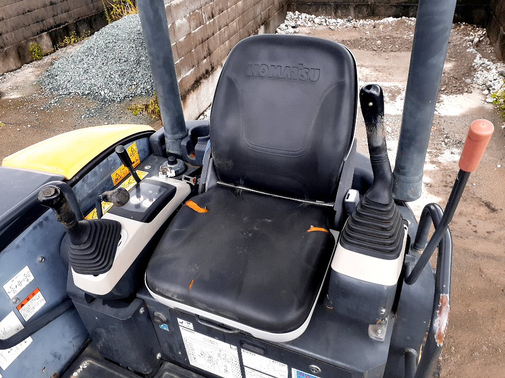 いすゞ 油圧ショベル(ユンボ・バックホー) PC30MR-3の買取写真5