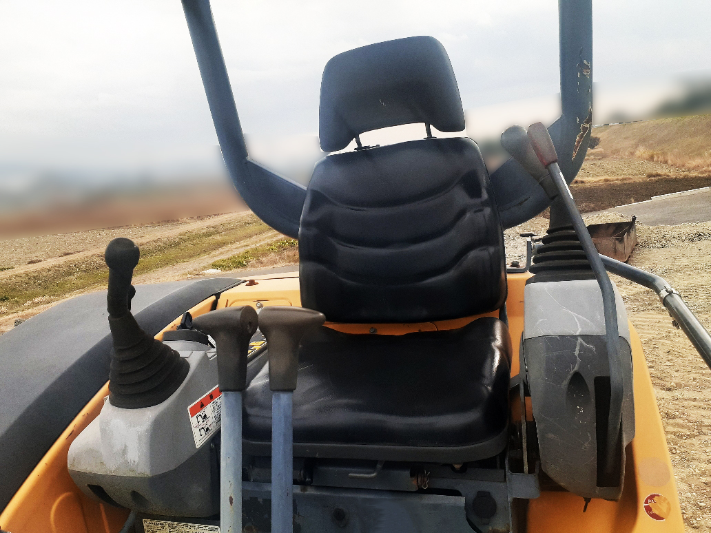 クボタ 油圧ショベル(ユンボ・バックホー) U-30-5の買取写真5