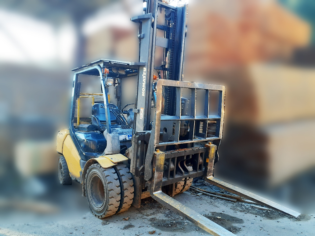フォークリフト（FD30T17）の買取実績｜aichi｜トラックファイブ
