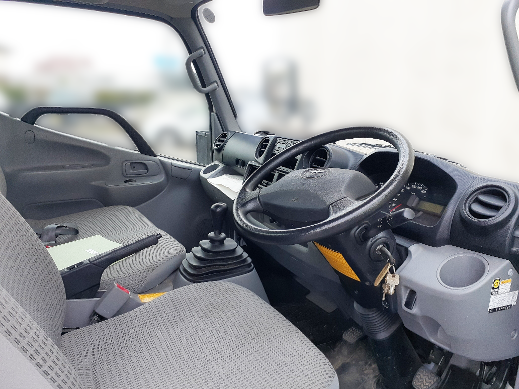 トヨタ ダイナ ABF-TRY230の買取写真5