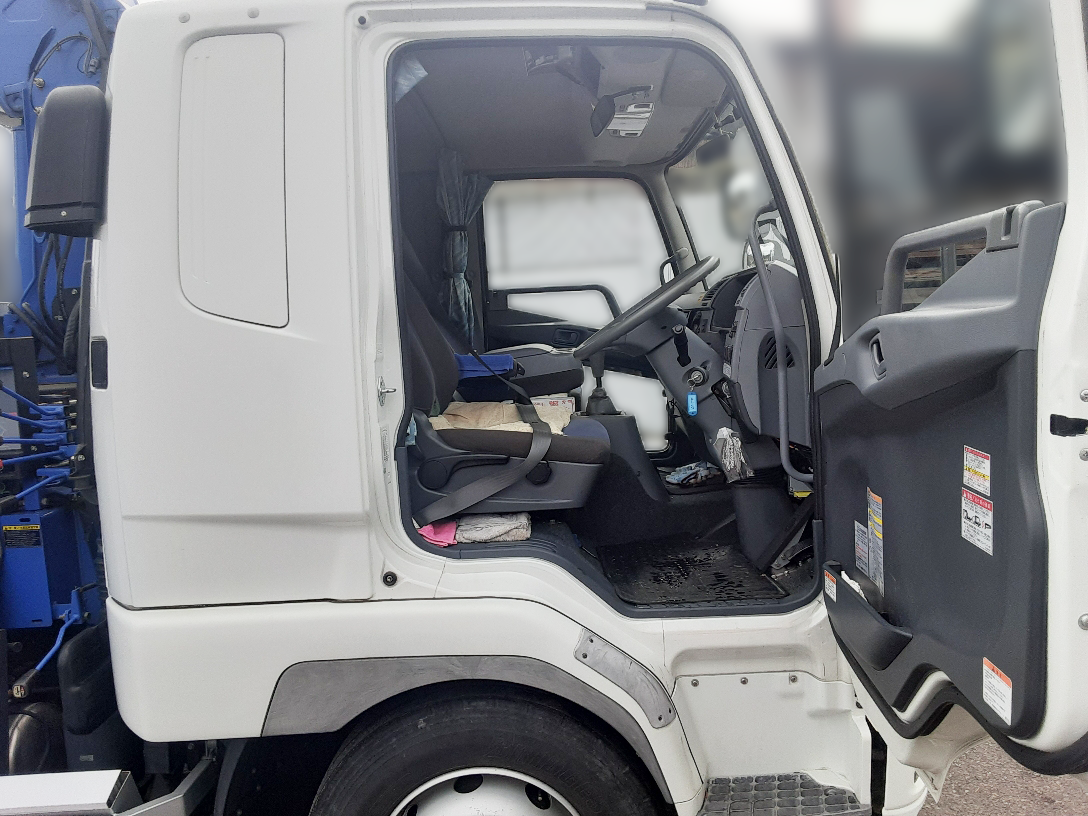 三菱ふそう ファイター QKG-FK62FZの買取写真5