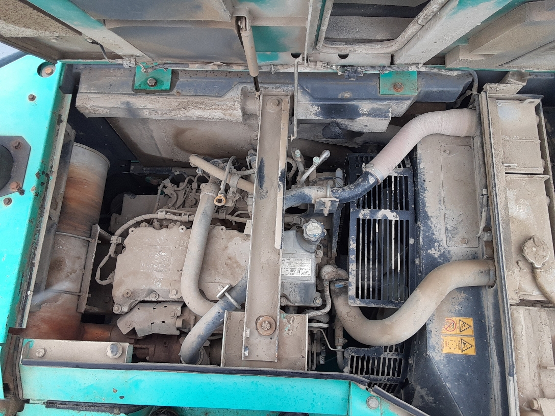 コベルコ 油圧ショベル(ユンボ・バックホー) SK225SRの買取写真4