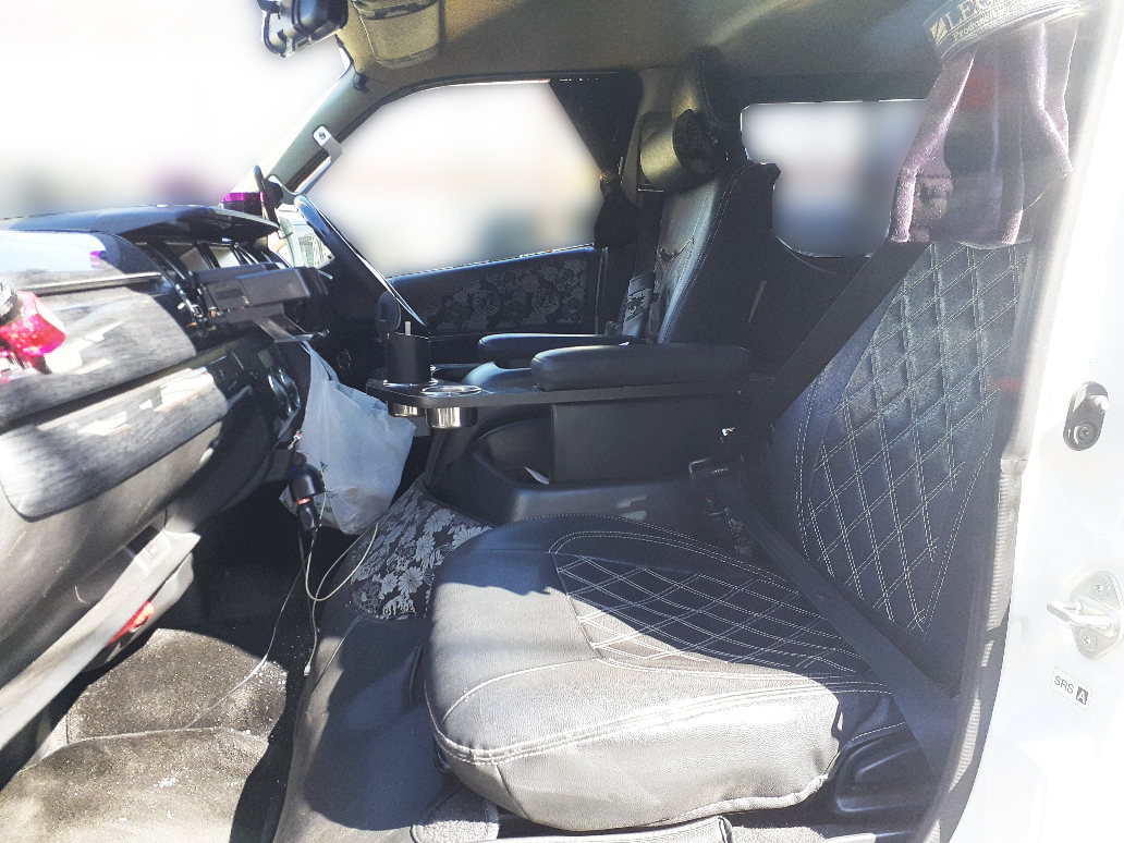 トヨタ ハイエース LDF-KDH211Kの買取写真5