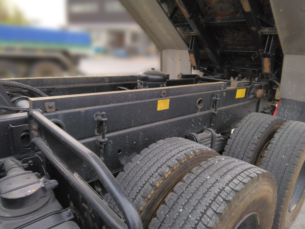 いすゞ ギガ LKG-CXZ77ATの買取写真4