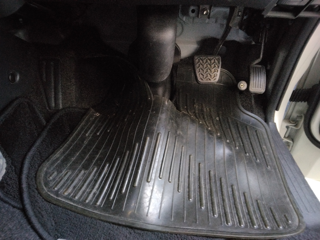 トヨタ ハイエース CBF-TKH200Vの買取写真5