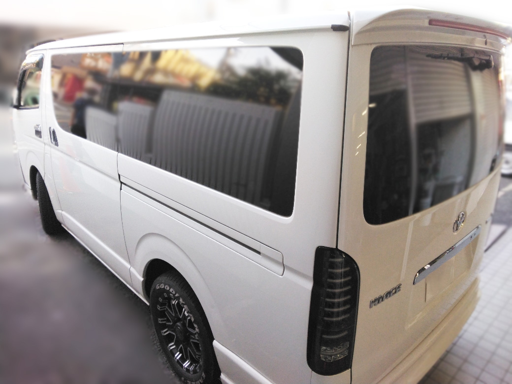 トヨタ ハイエース CBF-TKH200Vの買取写真3