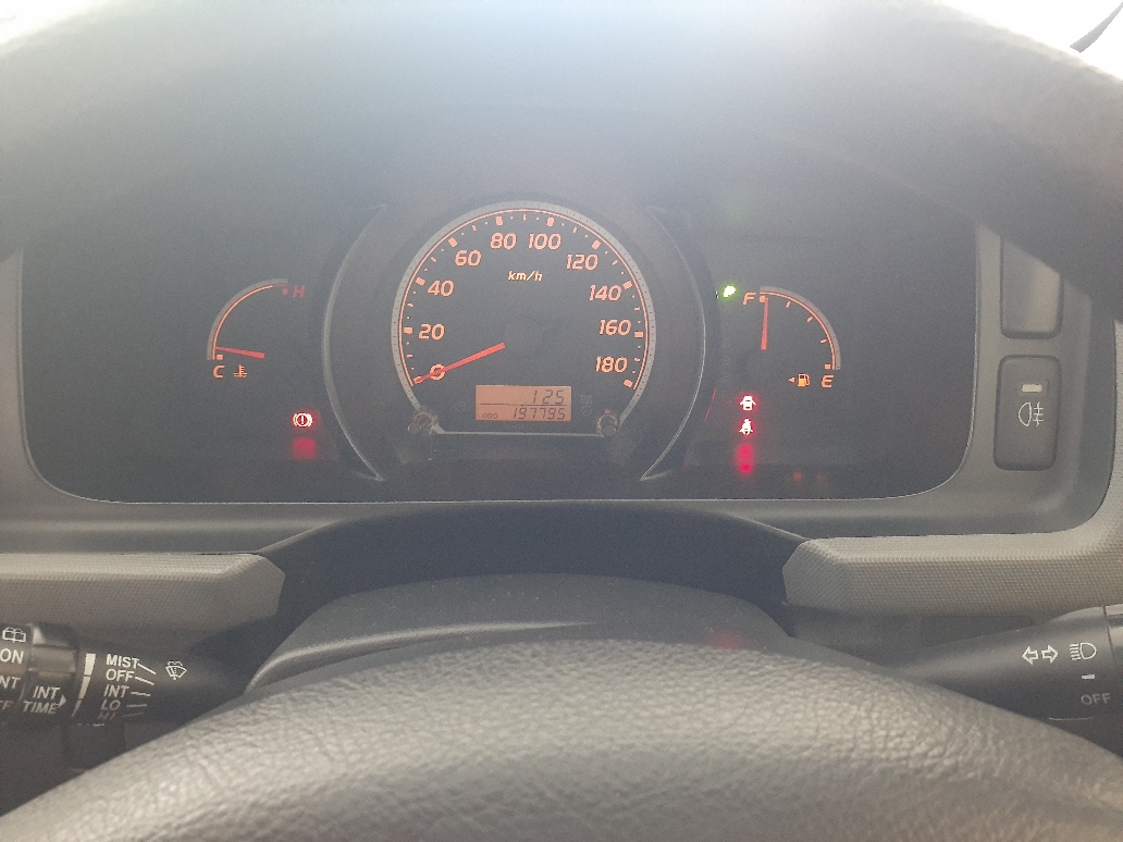 トヨタ ハイエース CBF-TRH228Bの買取写真4