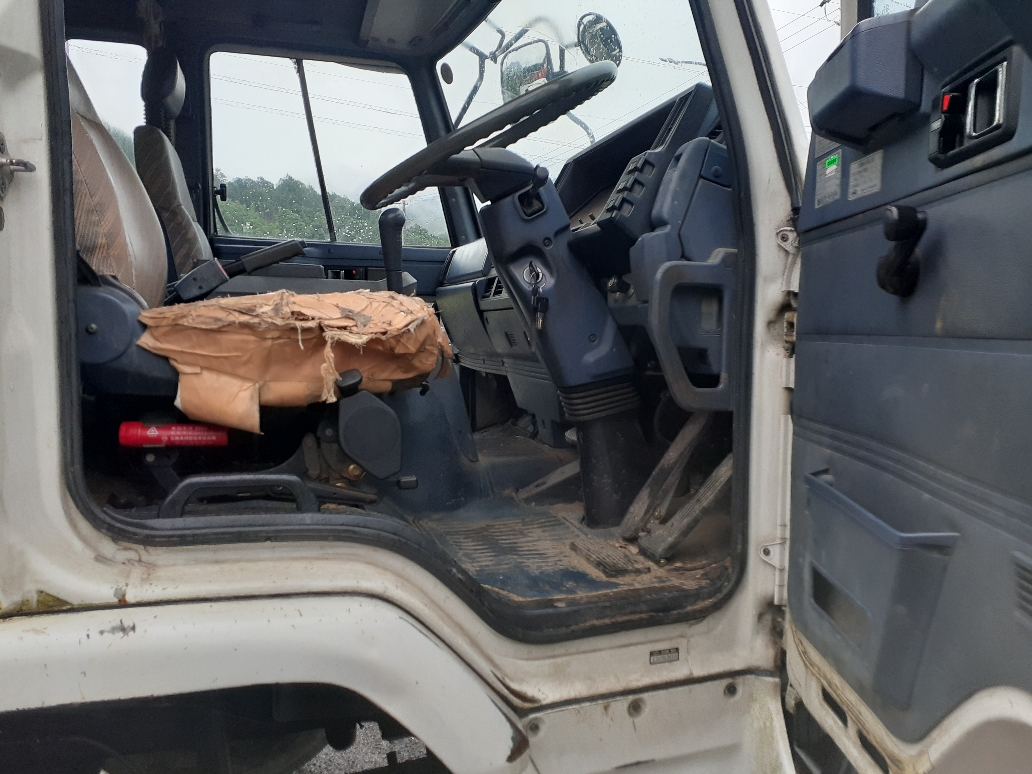 いすゞ フォワード U-FS12FBの買取写真4