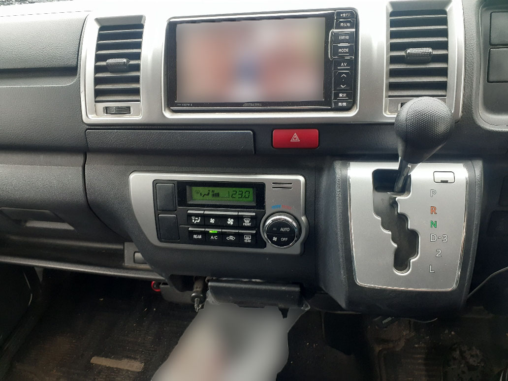 トヨタ ハイエース LDF-KDH206Vの買取写真4