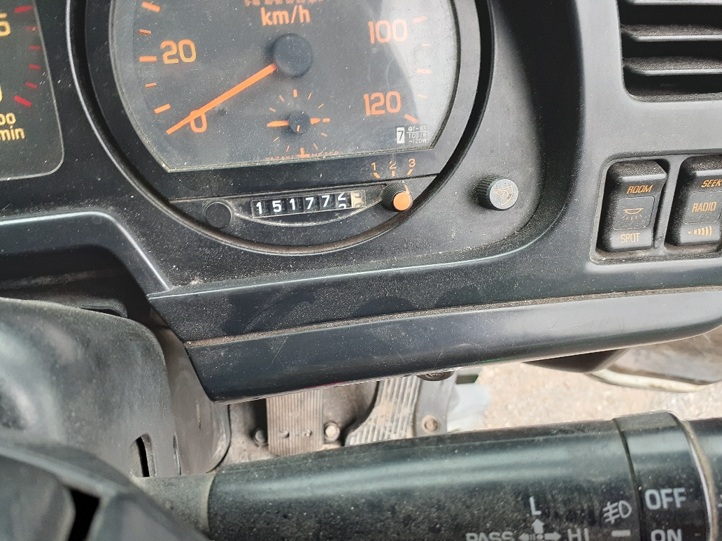 いすゞ ギガ KC-CXZ80K2の買取写真4