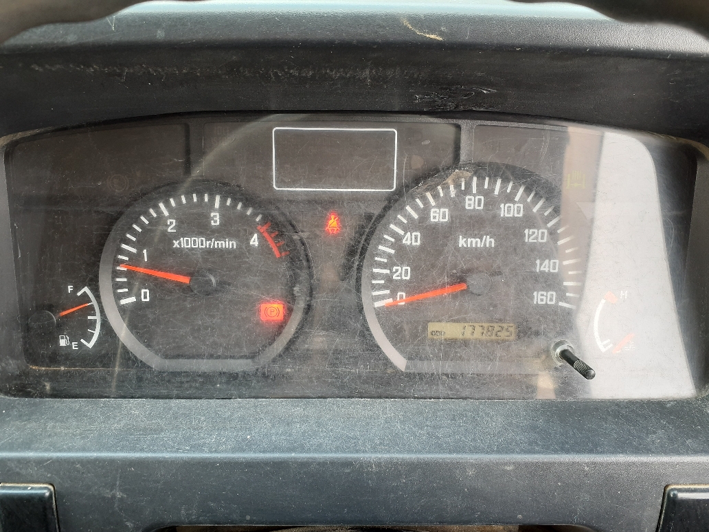 いすゞ エルフ BKG-NJR85ADの買取写真4