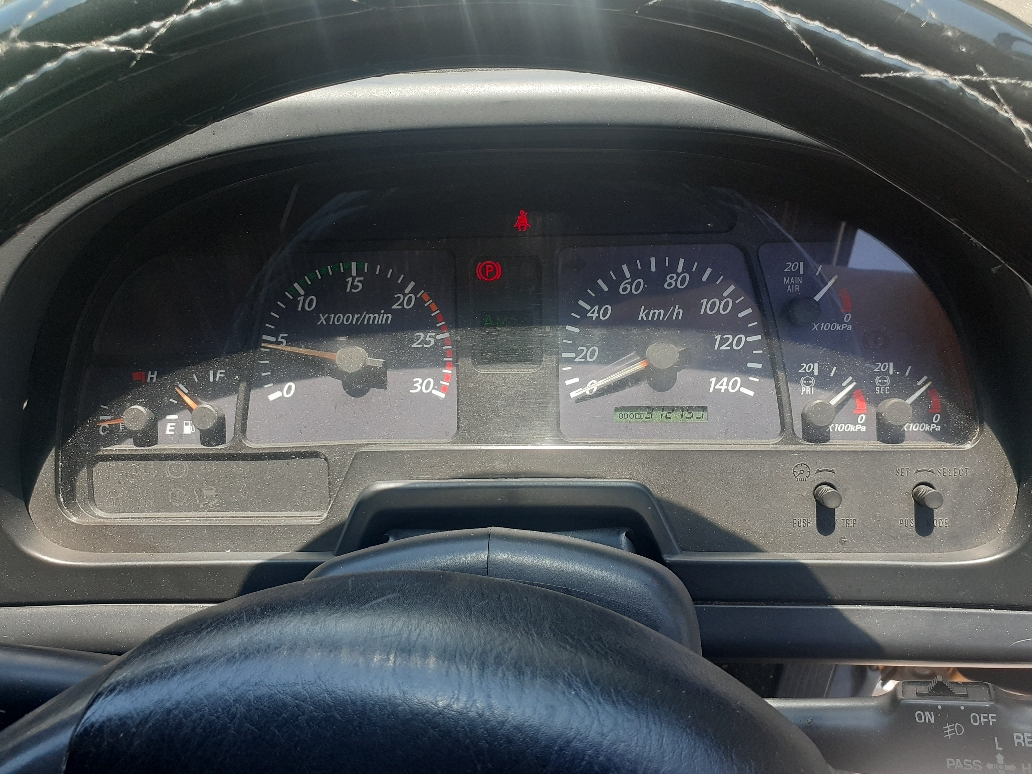 いすゞ ギガ PDG-CYJ77W8の買取写真4