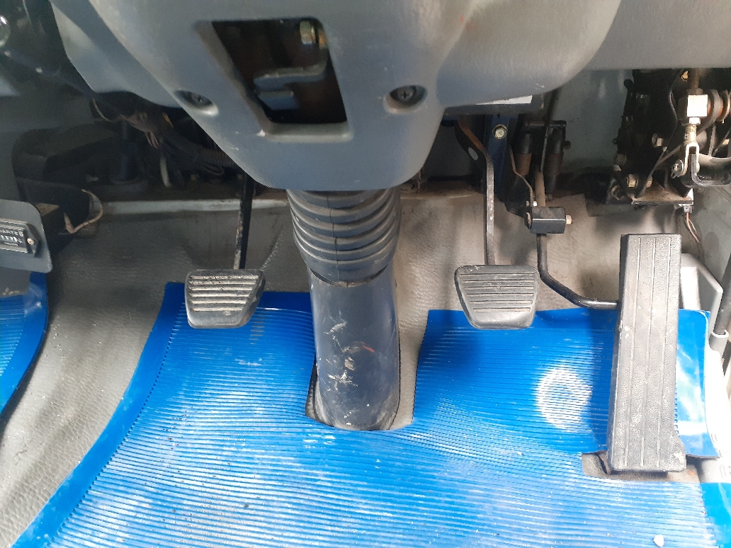 三菱ふそう キャンター KK-FE63EEYの買取写真4