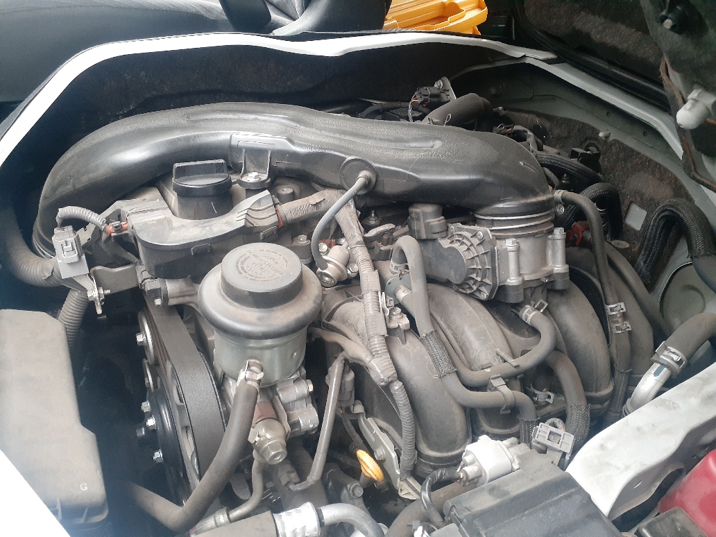 トヨタ ハイエース CBF-TRH200Kの買取写真5