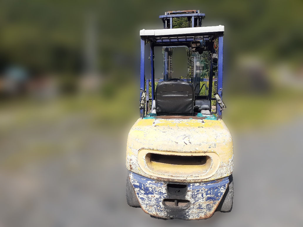 コマツ フォークリフト FD30T-12の買取写真3