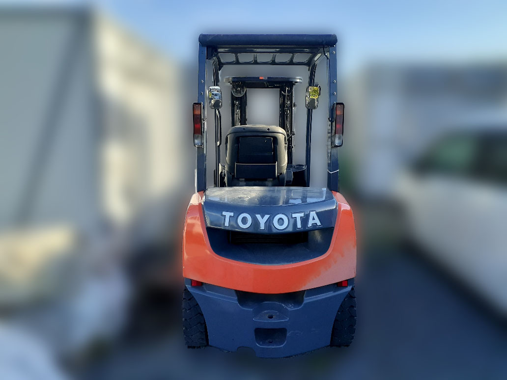トヨタ フォークリフト 02-8FDL25の買取写真3