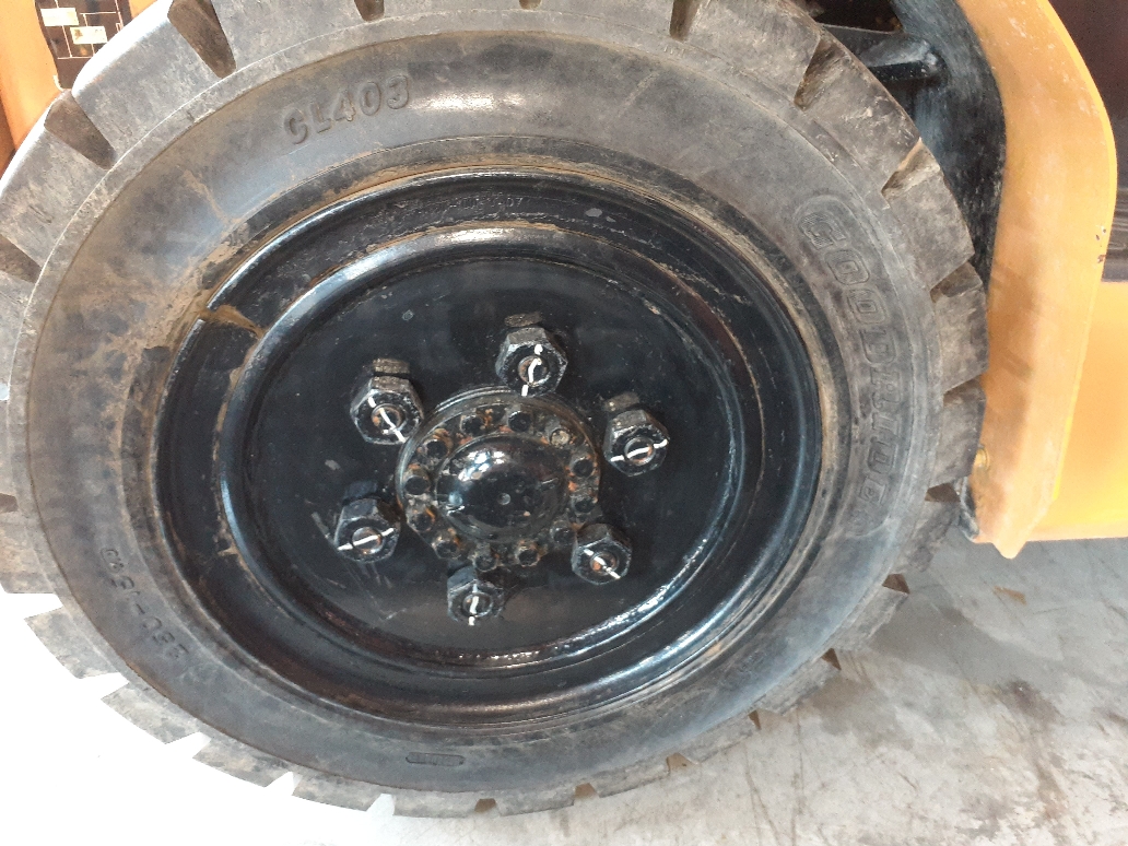 TCM フォークリフト FD35T3Sの買取写真5