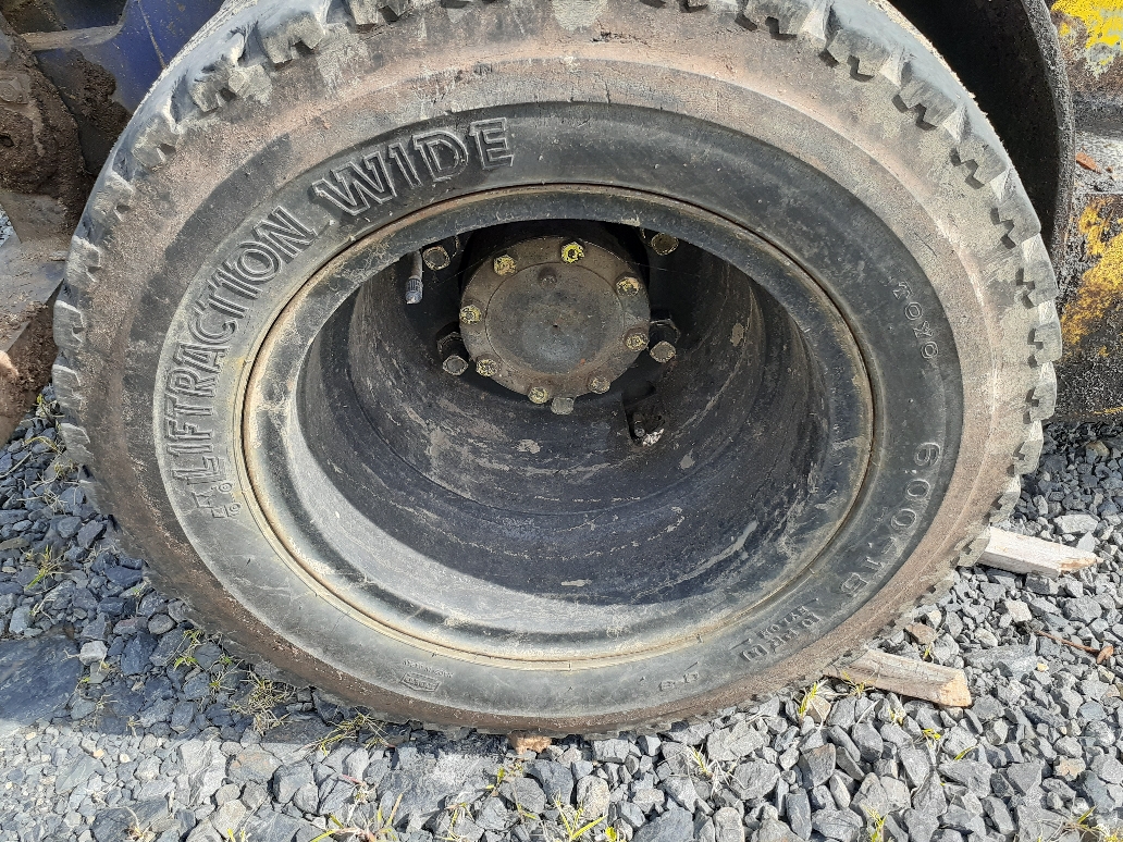 コマツ フォークリフト FD30T-12の買取写真5