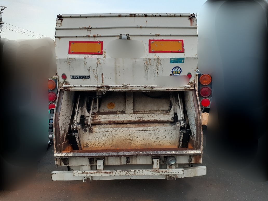 いすゞ フォワード KK-FRR35E4Sの買取写真3