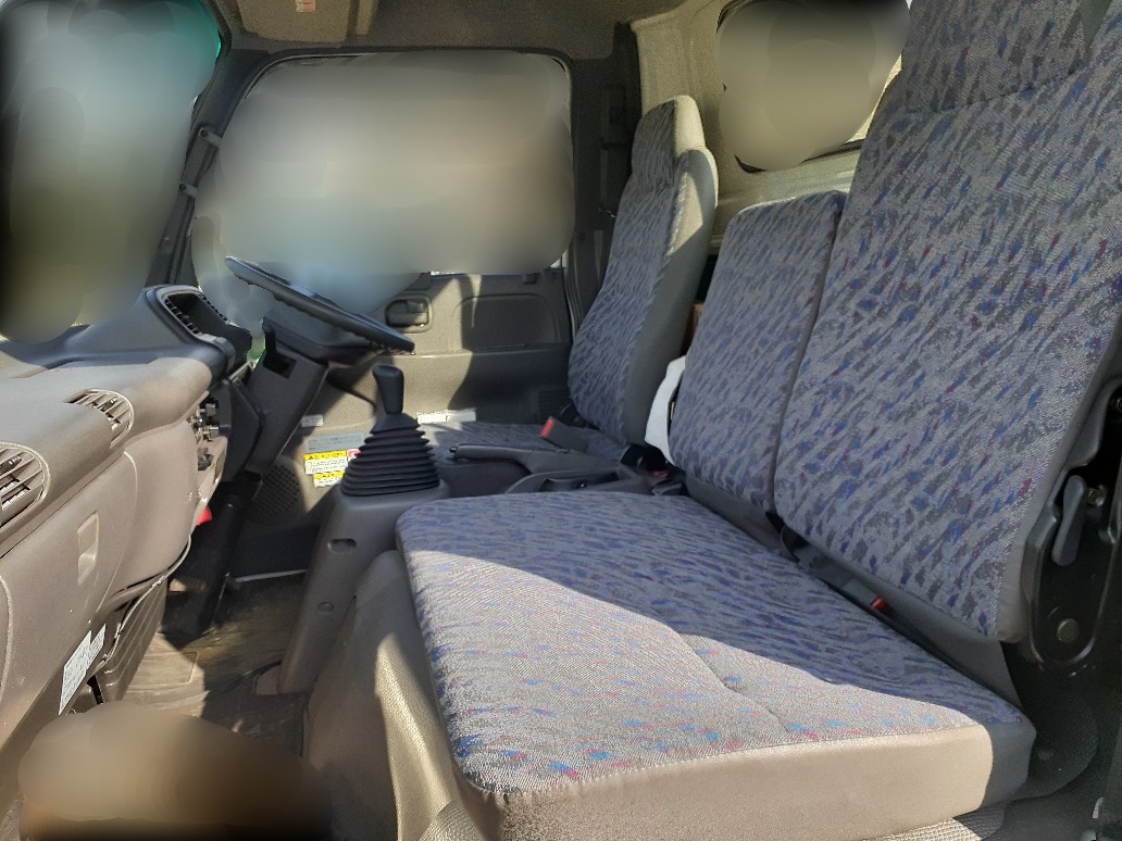 日産自動車 アトラス KK-APR72PVの買取写真4