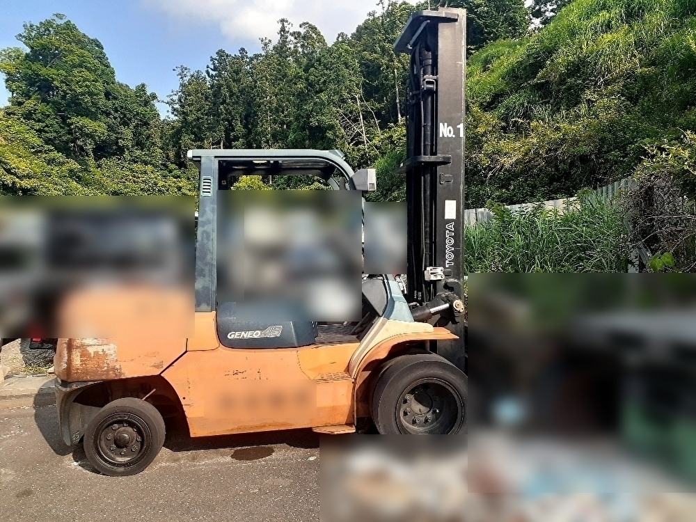 トヨタ フォークリフト 02-7FD45の買取写真1