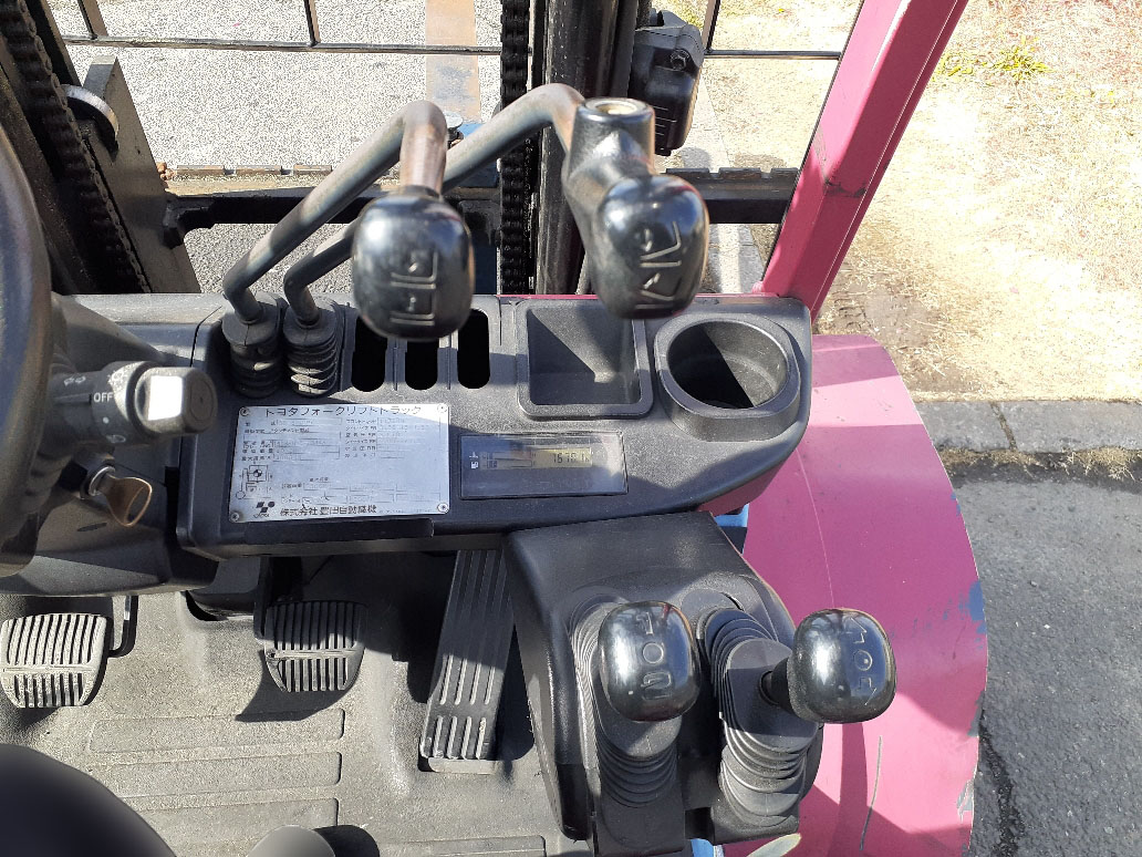 トヨタ フォークリフト 50-8FD25-13の買取写真4