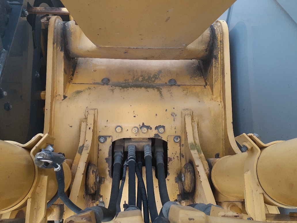 コマツ 油圧ショベル(ユンボ・バックホー) PW128UU-1の買取写真5
