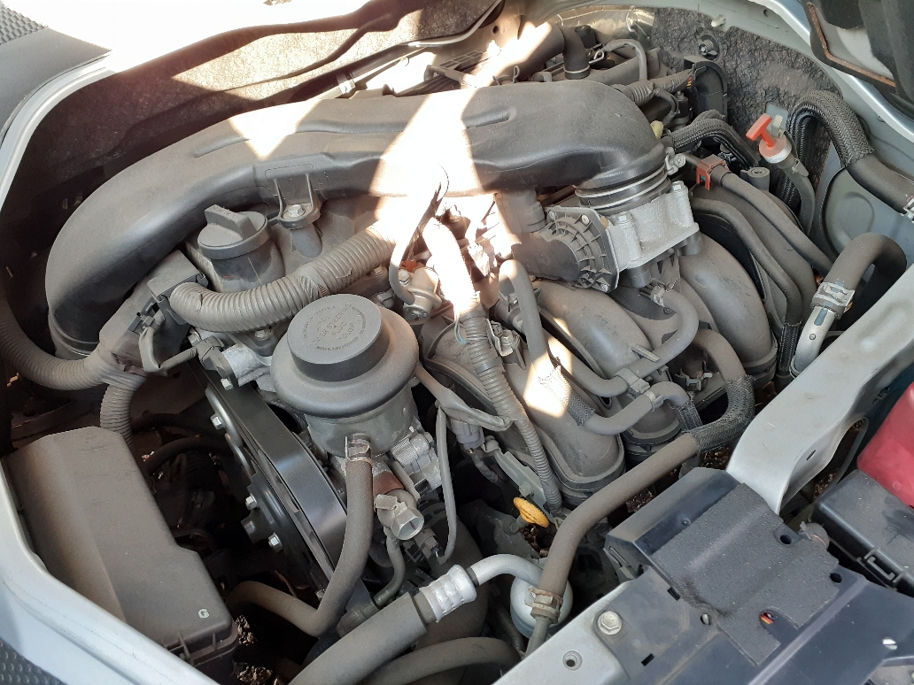 トヨタ ハイエース CBF-TRH200Vの買取写真5