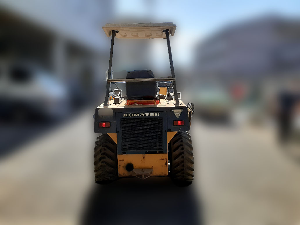 コマツ ホイールローダー WA30-3の買取写真3