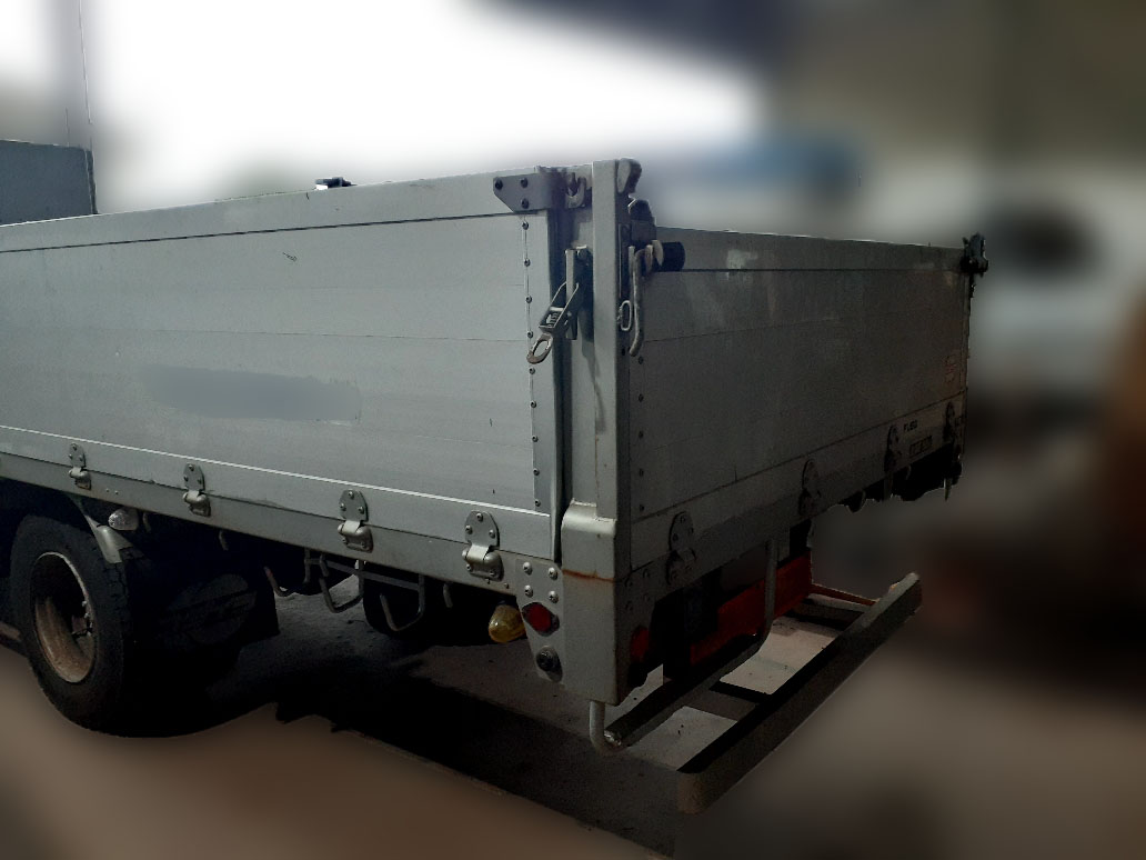 三菱ふそう ファイター KC-FK619Kの買取写真3