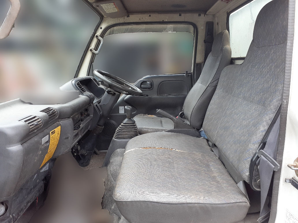 いすゞ エルフ KC-NKR66EDの買取写真4