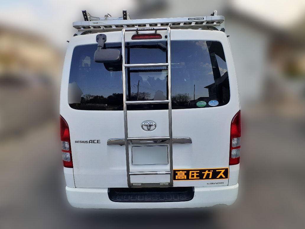 トヨタ レジアスエース QDF-KDH201Vの買取写真3
