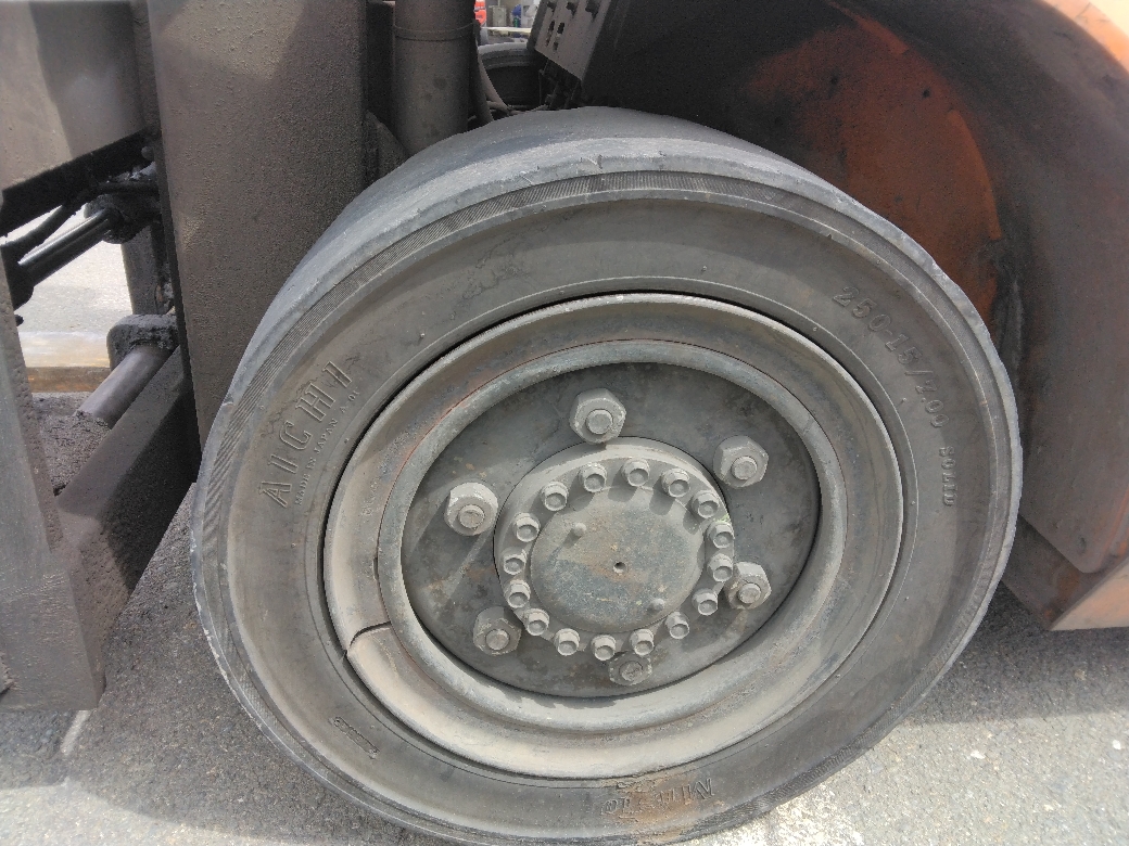 トヨタ フォークリフト 02-7FD35の買取写真5