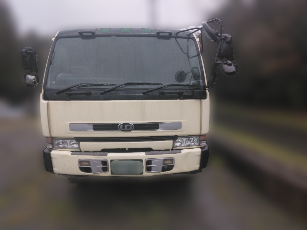 日産自動車 ビックサム KC-CW52AHHの買取写真4