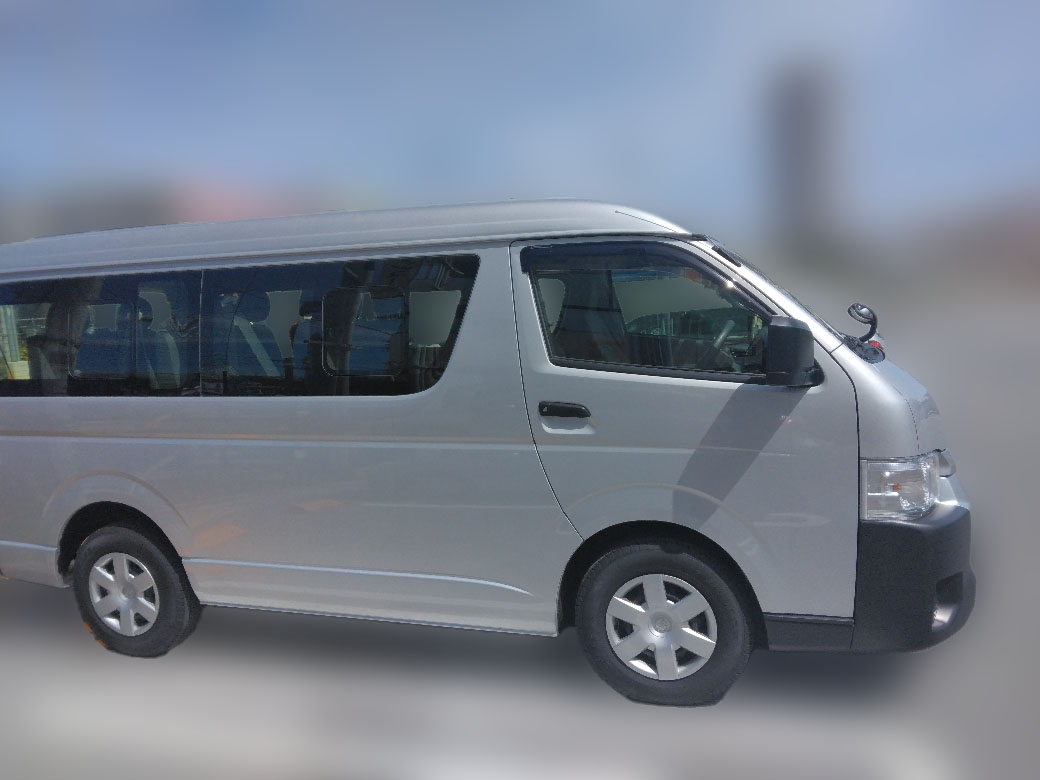 トヨタ ハイエース 3BA-TRH214Wの買取写真3